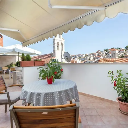 Old Town Hvar Apartman