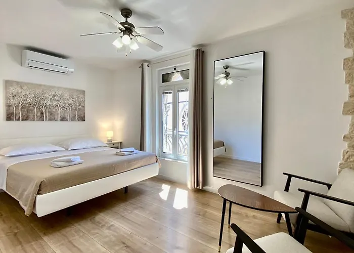 Old Town Hvar * Hvar Town